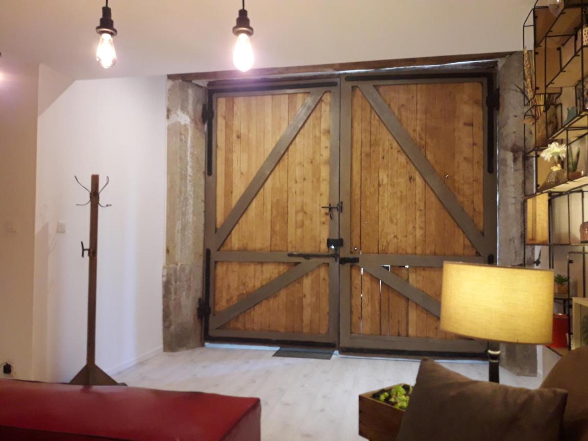 Le relais champêtre Joux Extérieur photo