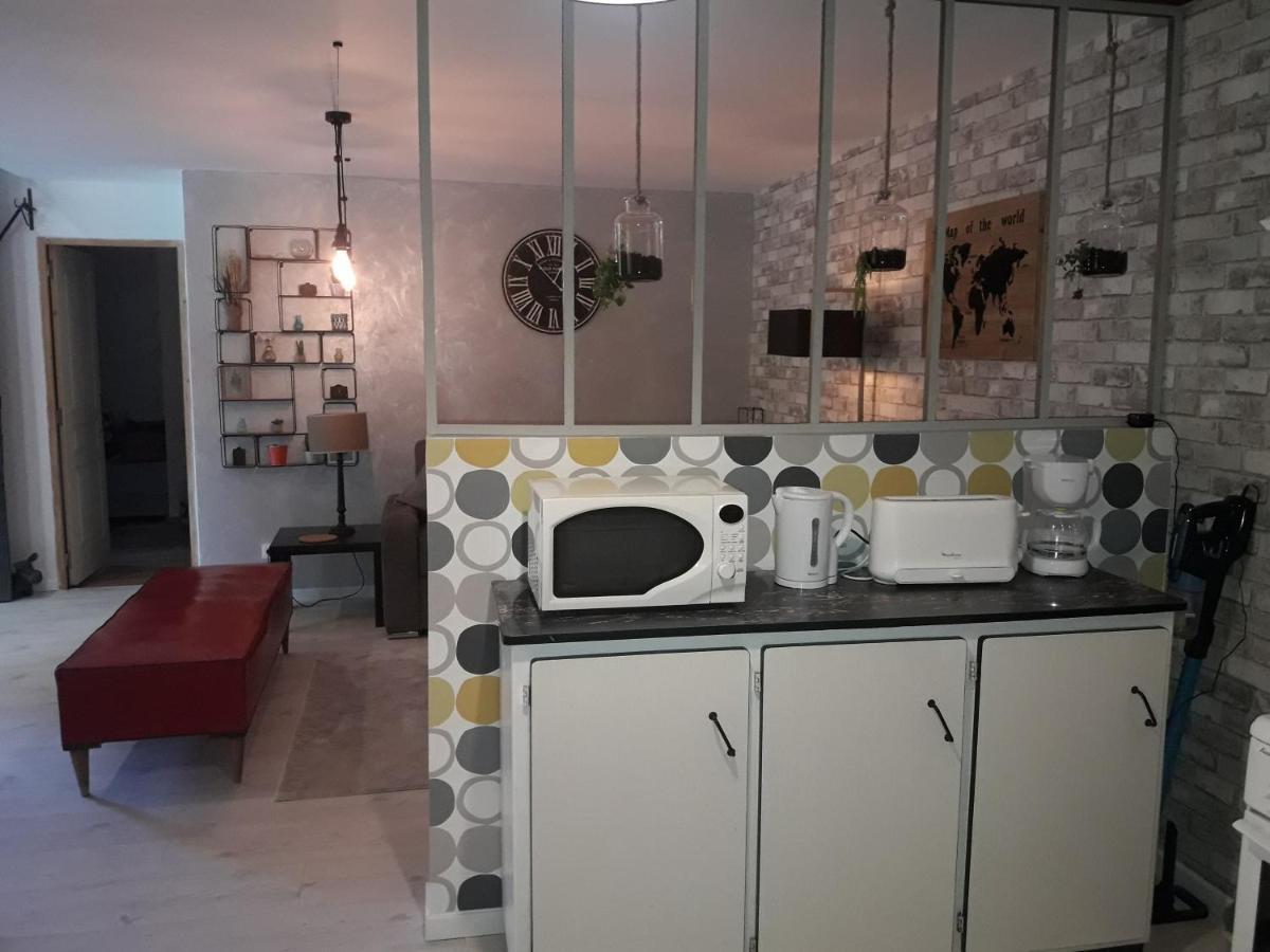 Le relais champêtre Joux Extérieur photo